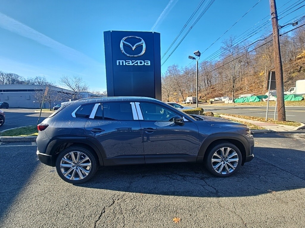2026 Mazda CX-50 Premium's photo