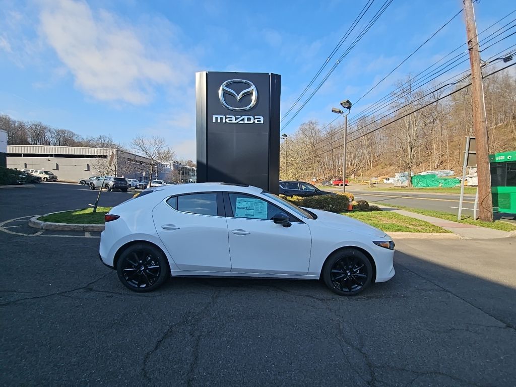 2026 Mazda CX-3 2.5 Carbon Ed. AT 5-Door SKYACTIV AWD's photo