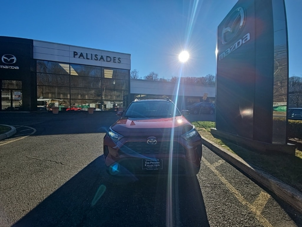 Used 2022 Toyota RAV4 Hybrid LE SUV