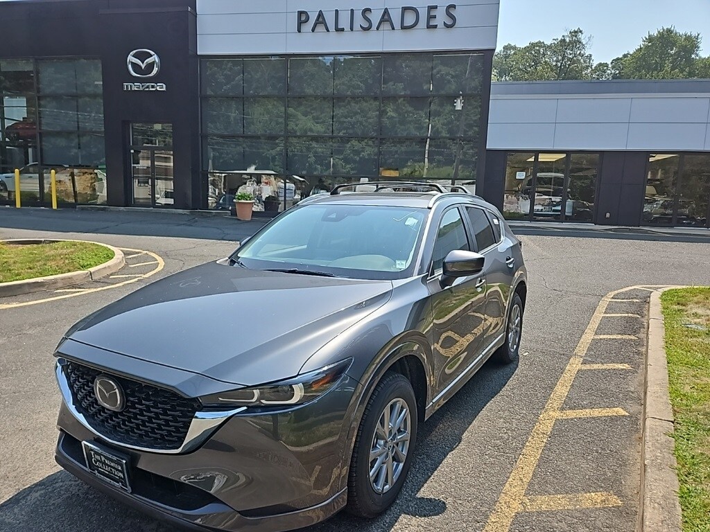 2025 Mazda CX-5 2.5 S Preferred photo 3