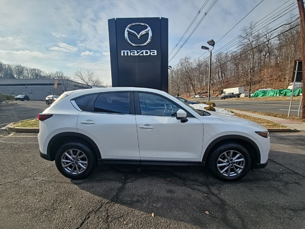 2023 Mazda CX-5 S Preferred package