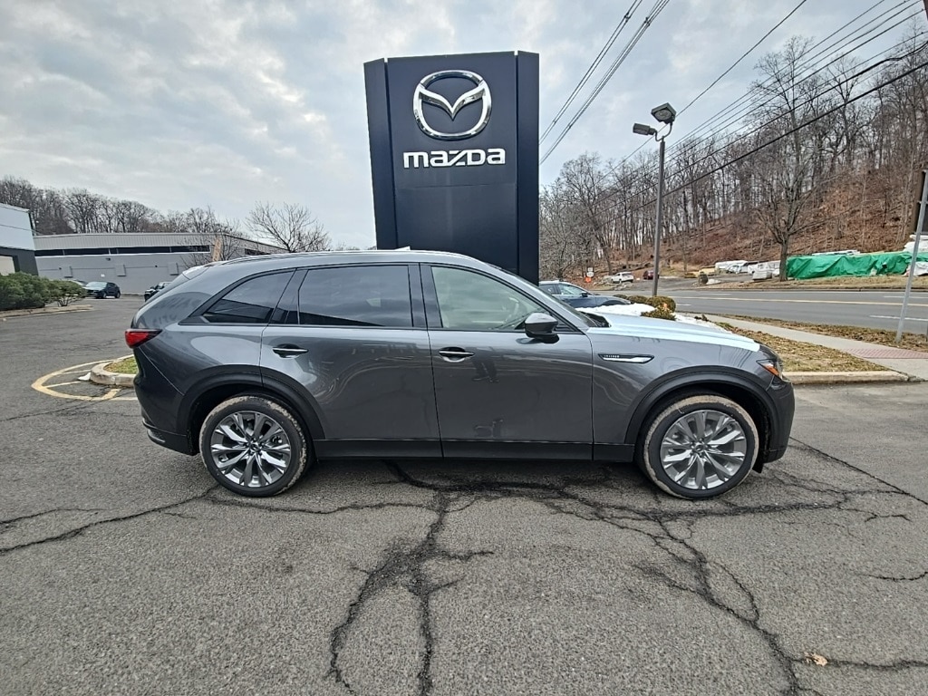 2026 Mazda CX-90 Preferred Package's photo