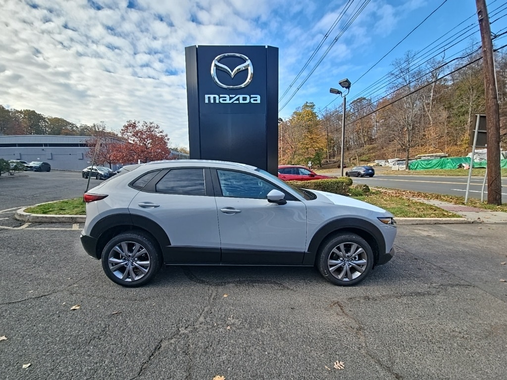 2026 Mazda CX-30 Premium's photo