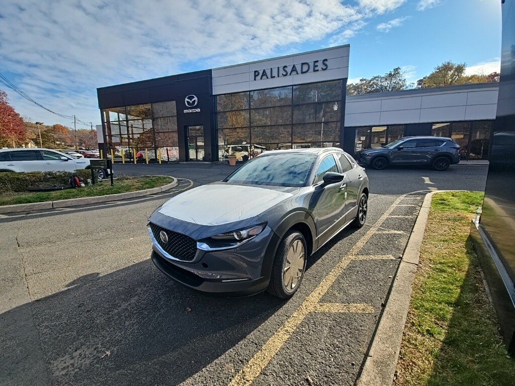 2026 Mazda CX-30 2.5 S Carbon photo 3