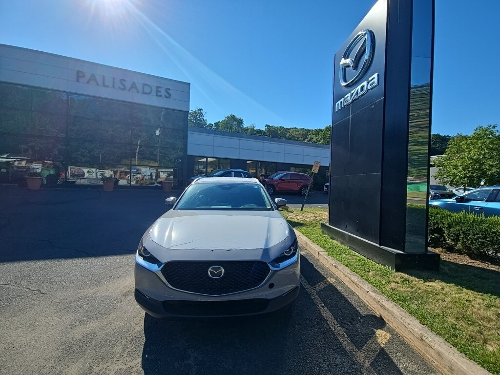 2025 Mazda CX-30 2.5 S Preferred photo 2