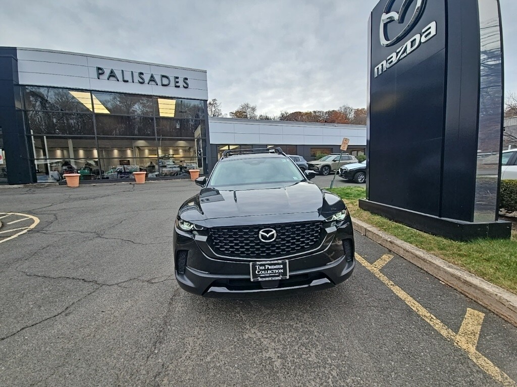 2026 Mazda CX-50 Premium photo 2