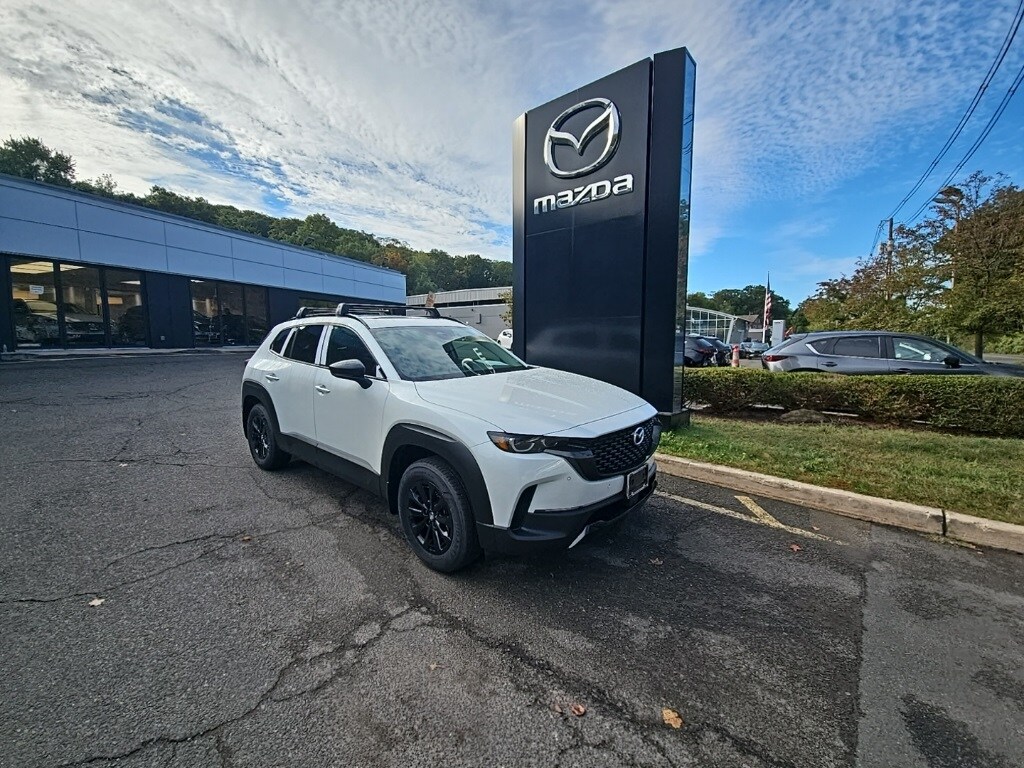 2026 Mazda CX-50 Premium photo 2