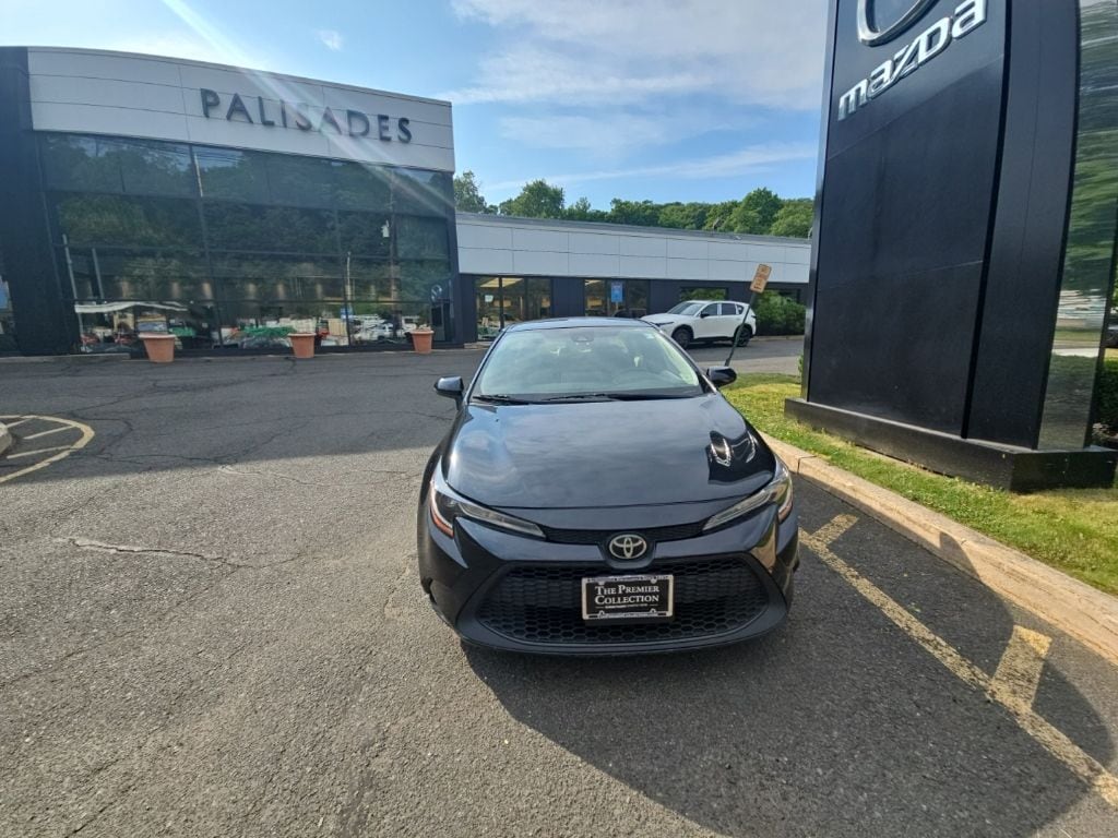 Used 2020 Toyota Corolla LE Sedan