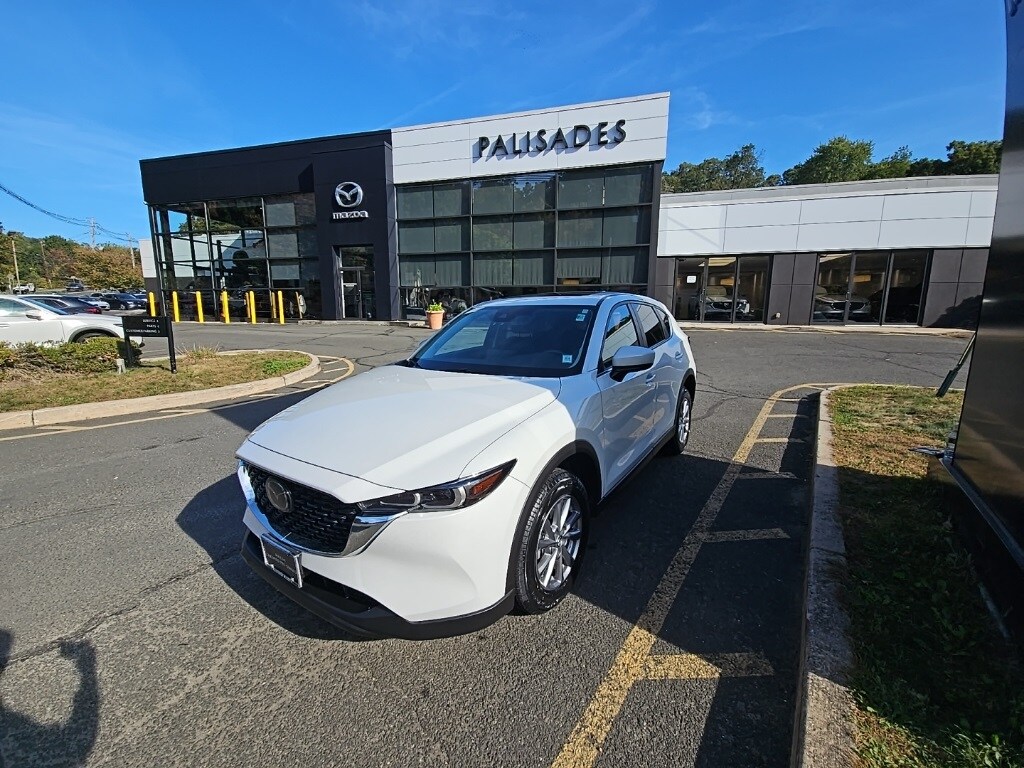 2023 Mazda CX-5 2.5 S Preferred photo 4