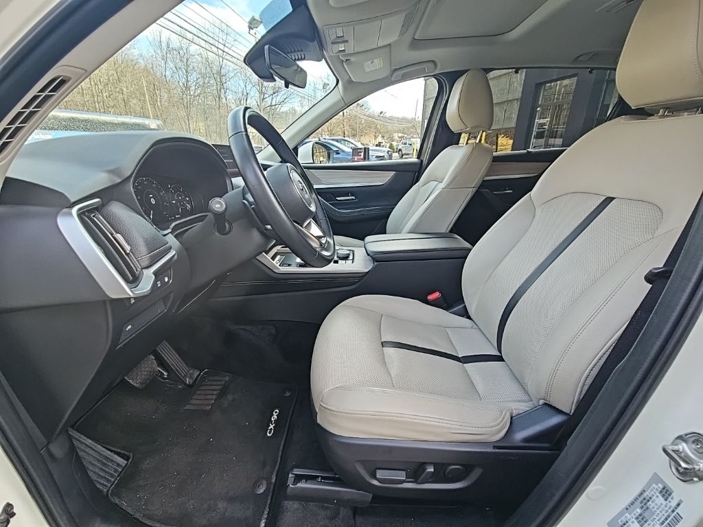 2024 Mazda CX-90 Preferred Package - Photo 13
