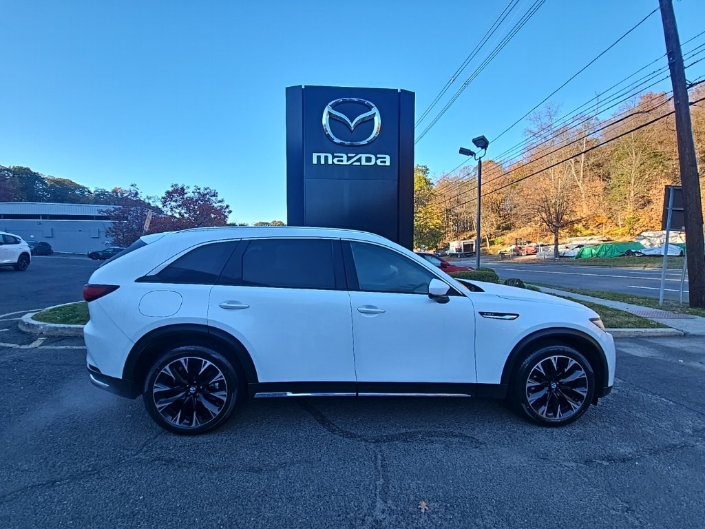 2024 Mazda CX-90 Premium Plus Package's photo