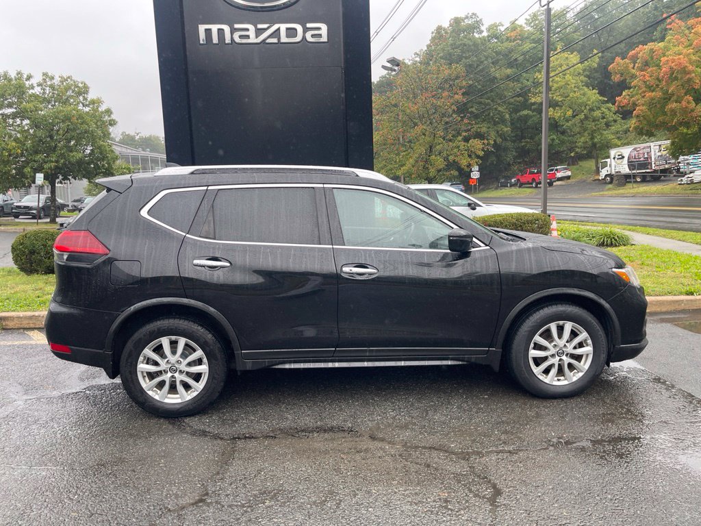  Nissan Rogue