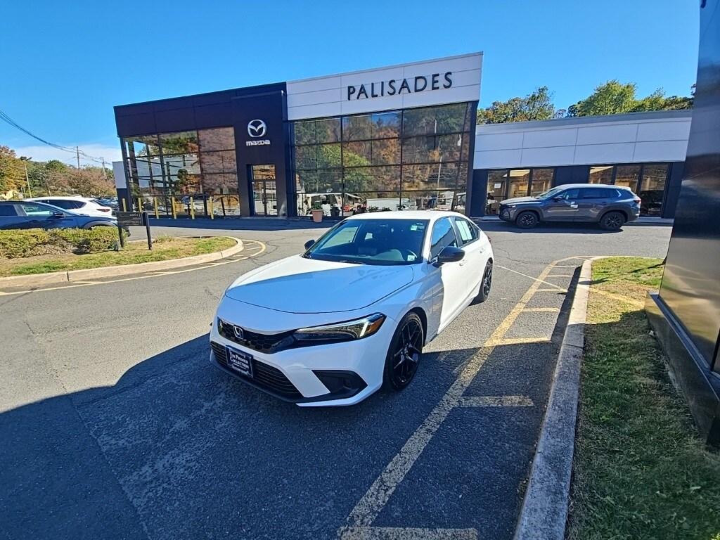 2023 Honda Civic Sport Hatchback photo 4