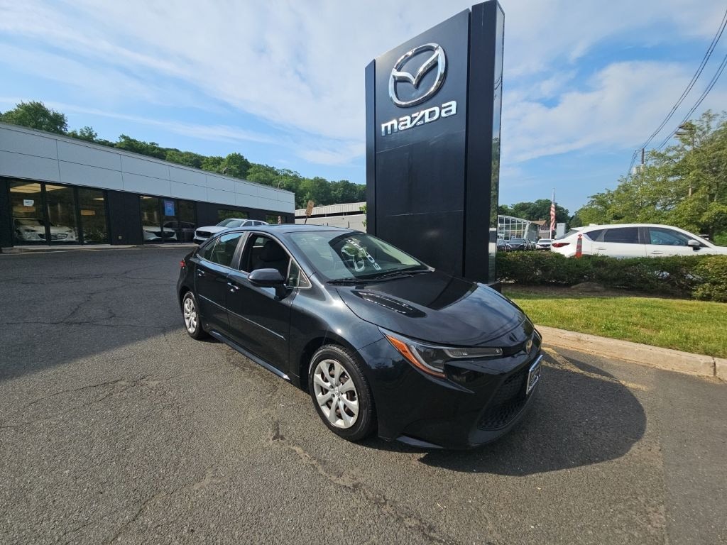 Used 2020 Toyota Corolla LE Sedan