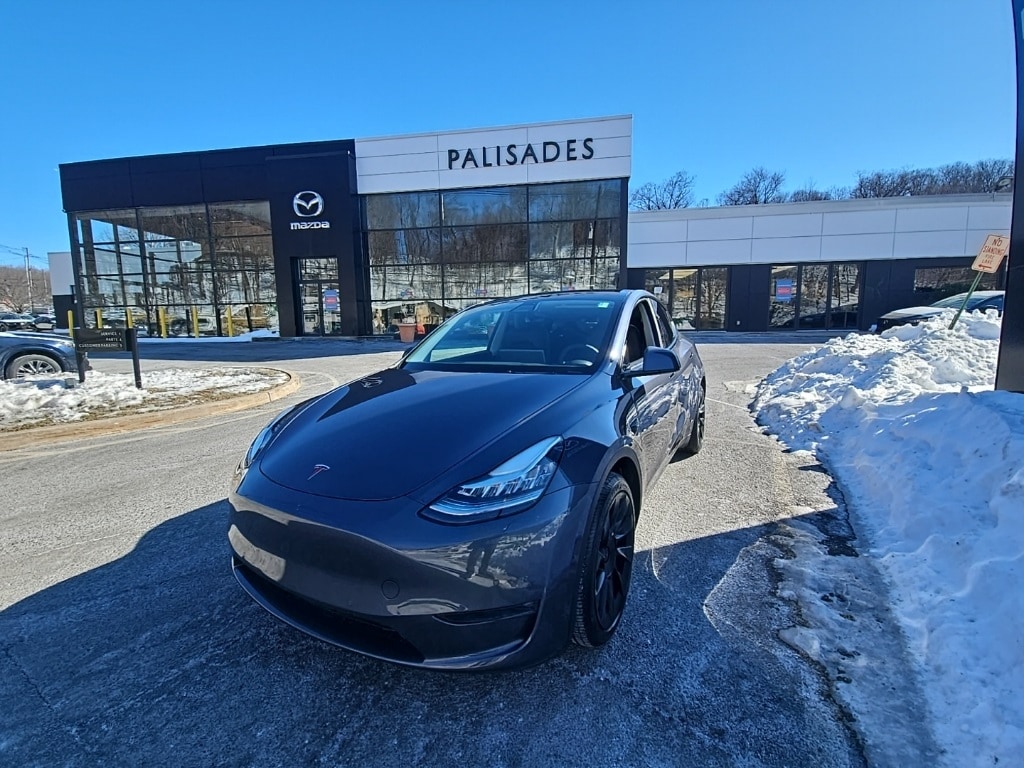 Used 2022 Tesla Model Y Long Range SUV