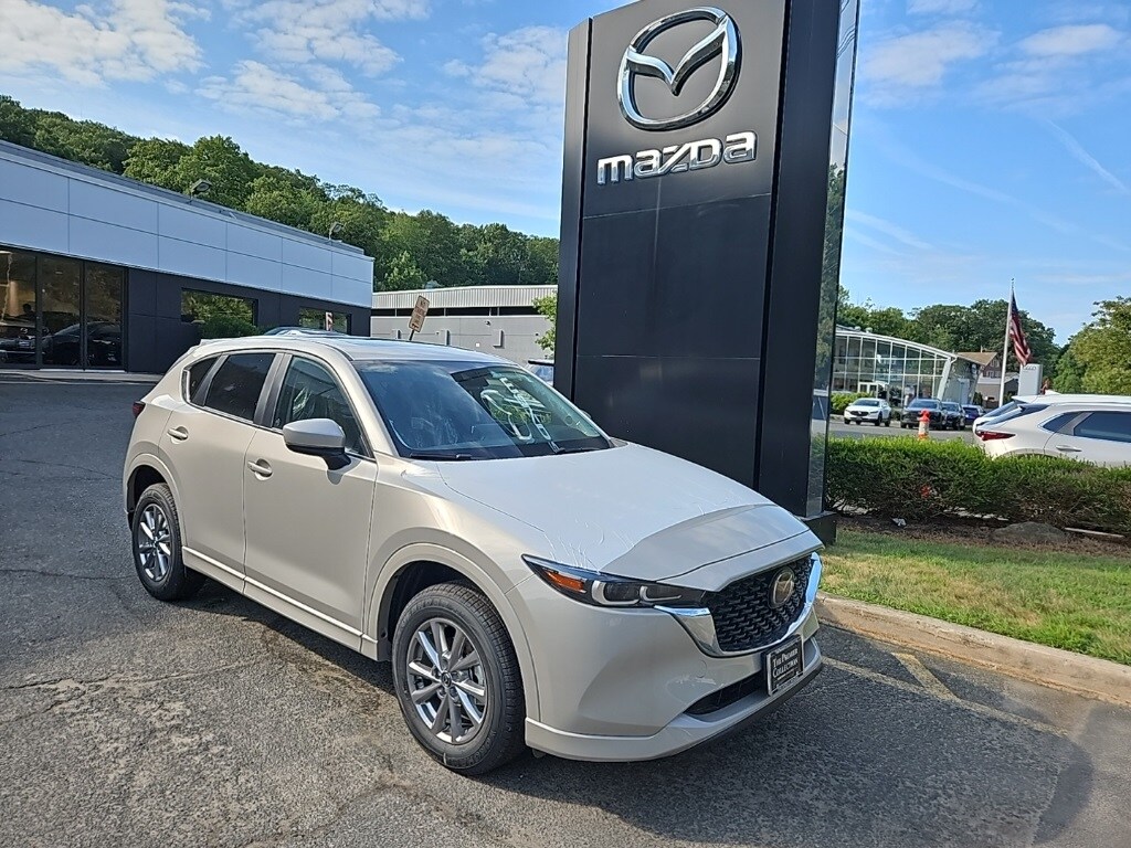 2025 Mazda CX-5 2.5 S Preferred photo 2