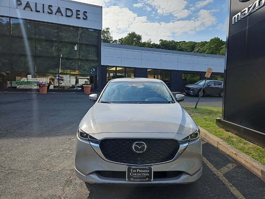 2025 Mazda CX-5 2.5 S Preferred photo 3