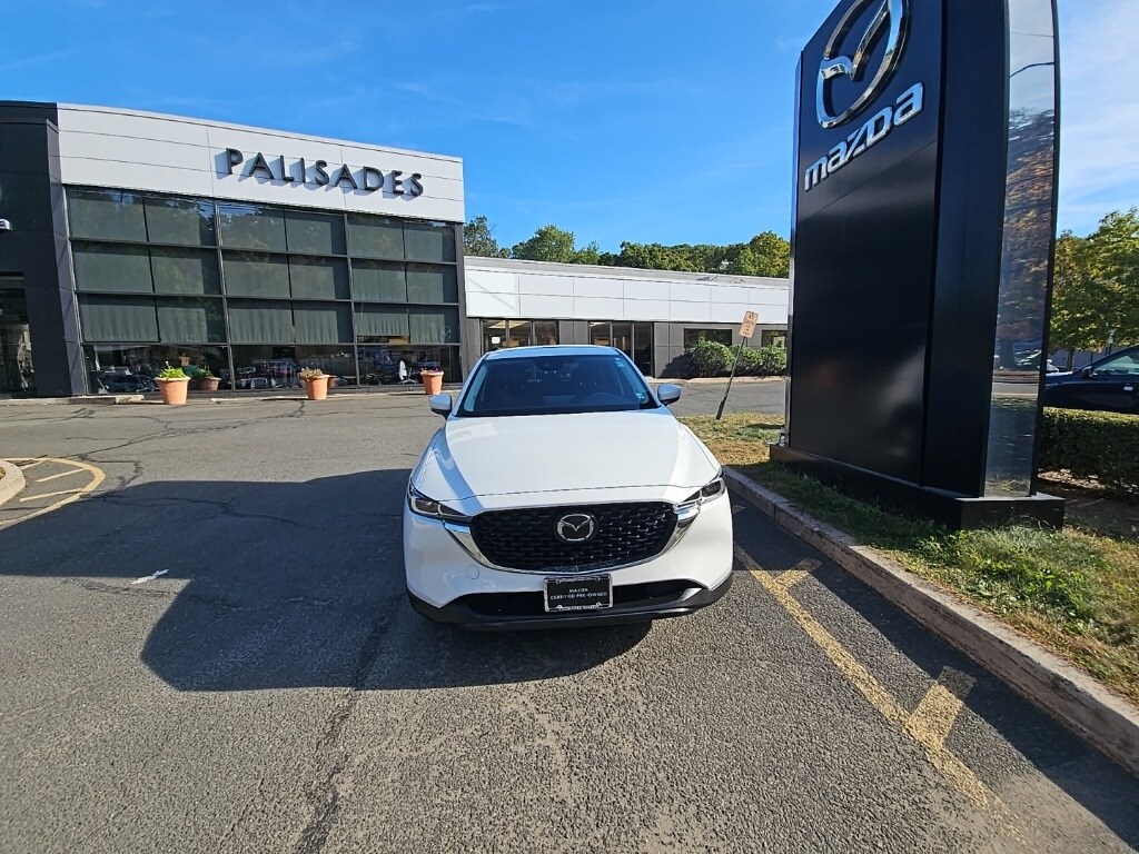 2023 Mazda CX-5 2.5 S Preferred photo 3
