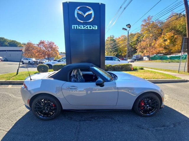  Mazda MX-5 Miata
