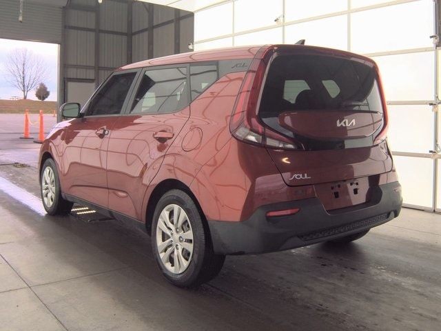 2022 Kia Soul LX photo 2