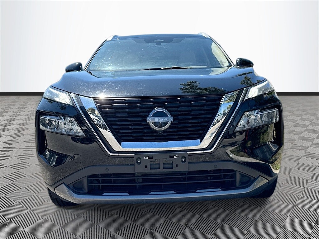 2023 Nissan Rogue SL photo 2