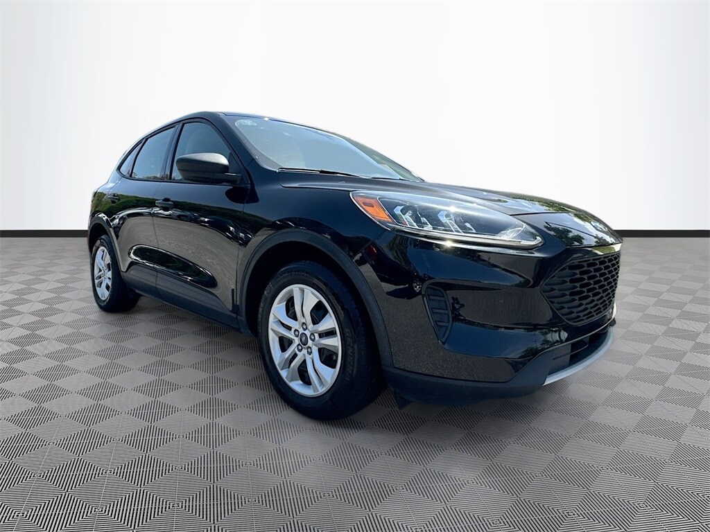 2020 Ford Escape S photo 3