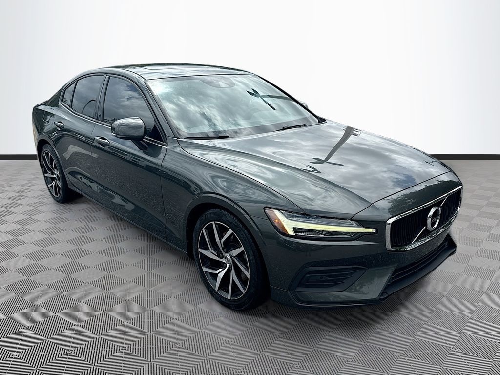 Used 2019 Volvo S60 T5 Momentum Sedan