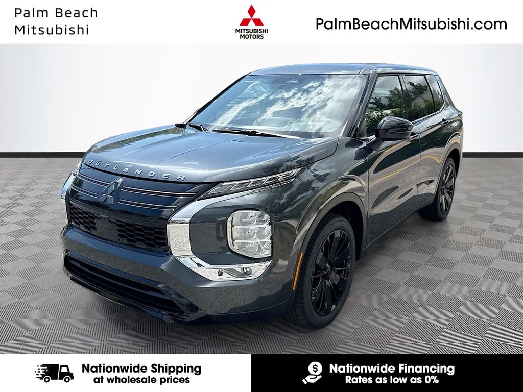 2026 Mitsubishi Outlander LE FWD's photo