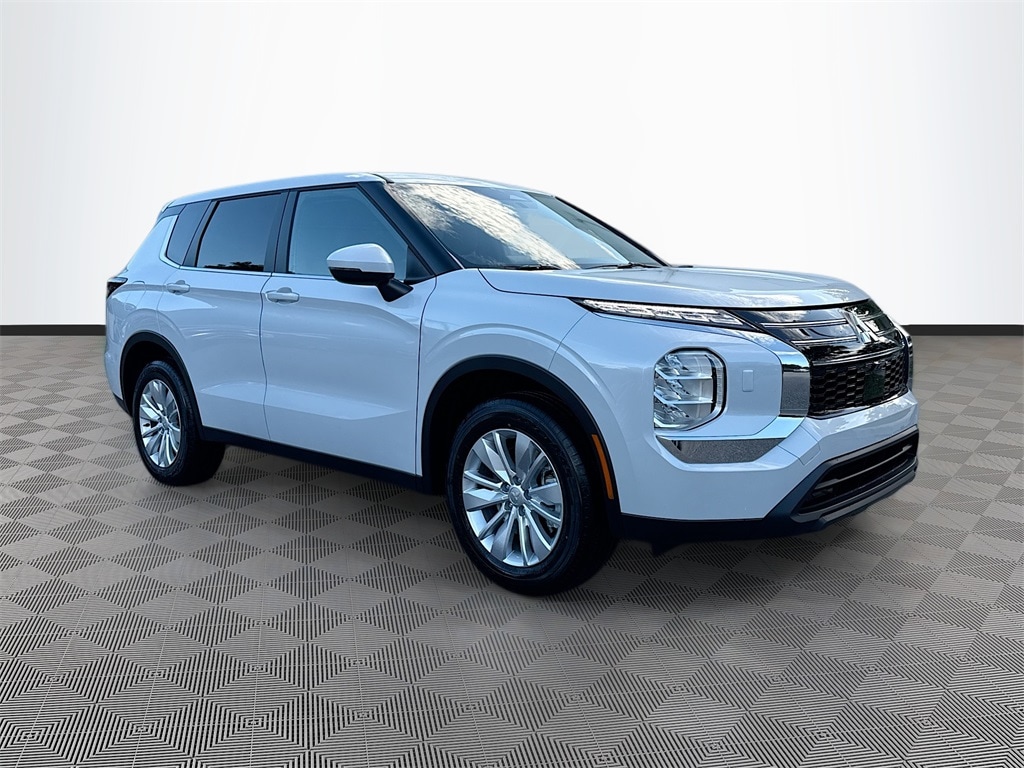 New 2025 Mitsubishi Outlander ES SUV