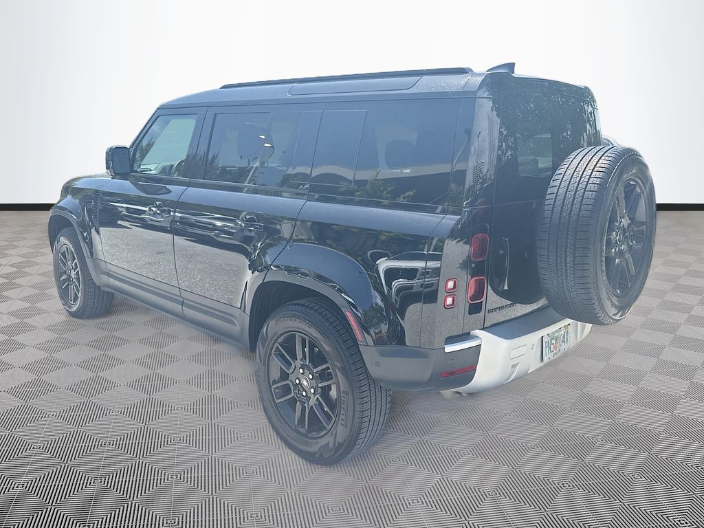 2025 Land Rover Defender S - Photo 6