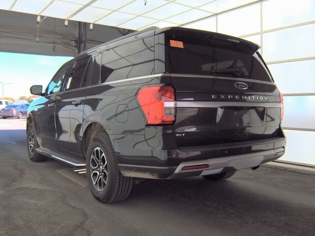 2023 Ford Expedition MAX XLT photo 2