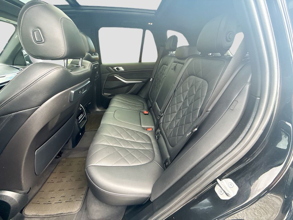 2023 BMW X5 45e - Photo 25