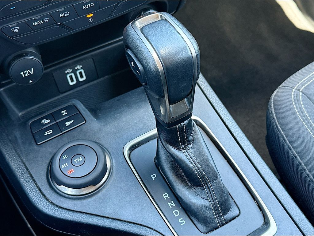 2023 Ford Ranger XLT - Photo 17