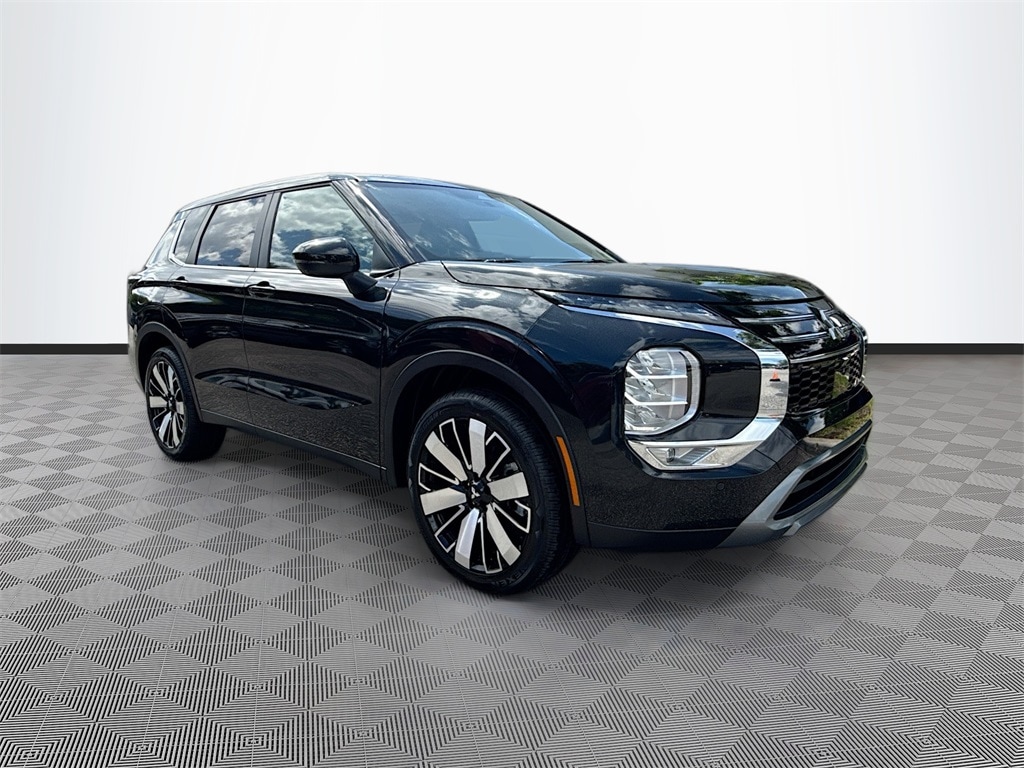 New 2025 Mitsubishi Outlander SE SUV