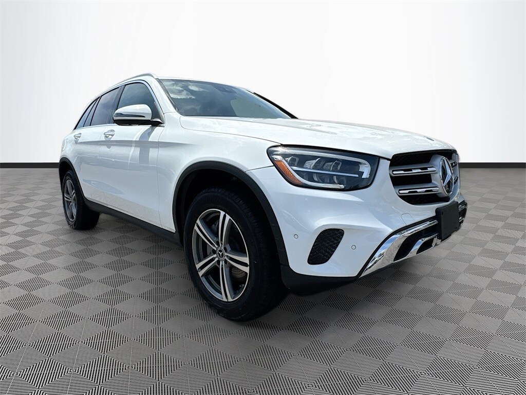 2022 Mercedes Benz GLC 300 4MATIC photo 3