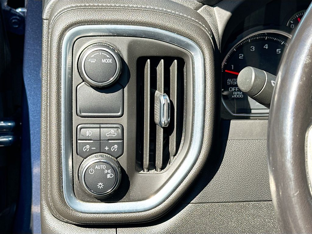 2022 Chevrolet Silverado 1500 Limited RST - Photo 11