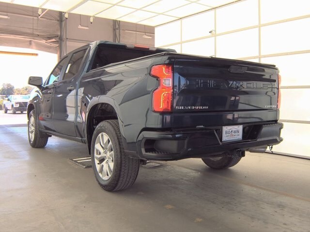 2020 Chevrolet Silverado 1500 Custom photo 4