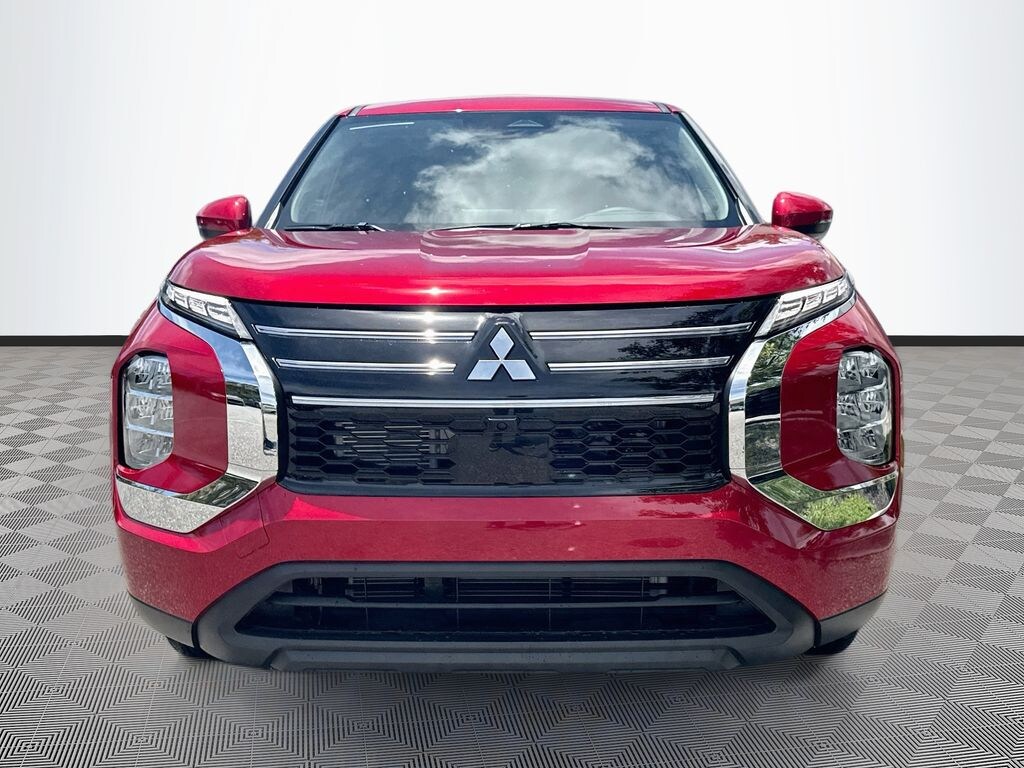 New 2026 Mitsubishi Outlander ES SUV