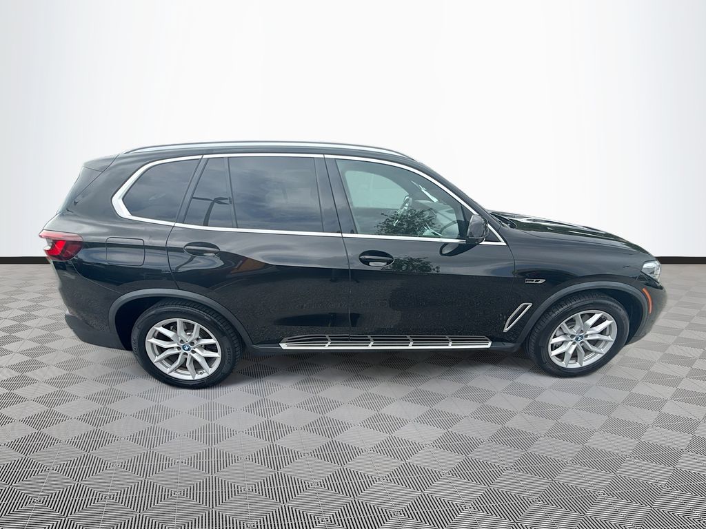 2023 BMW X5 45e - Photo 9