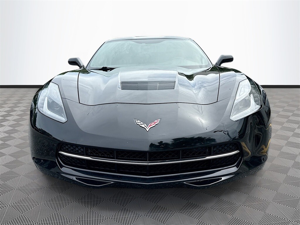 2019 Chevrolet Corvette Stingray 1LT photo 2