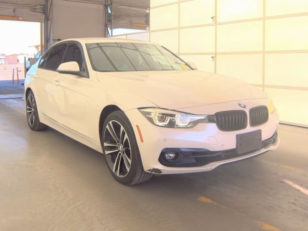 Used 2018 BMW 3 Series 330i Sedan