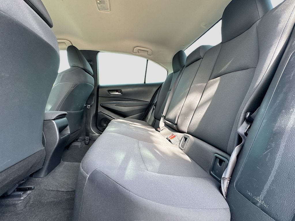 2021 Toyota Corolla LE - Photo 24