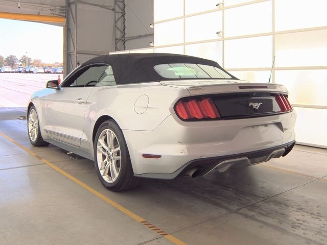2017 Ford Mustang EcoBoost Premium Convertible photo 4