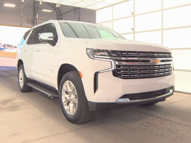2023 Chevrolet Tahoe Premier photo 2