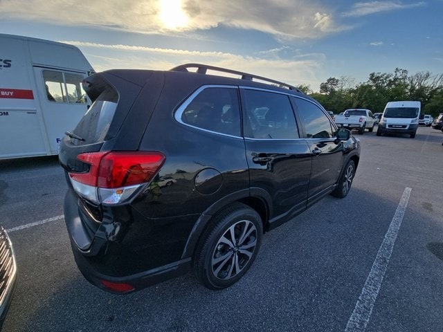 Used 2024 Subaru Forester Limited with VIN JF2SKALCXRH515084 for sale in West Palm Beach, FL