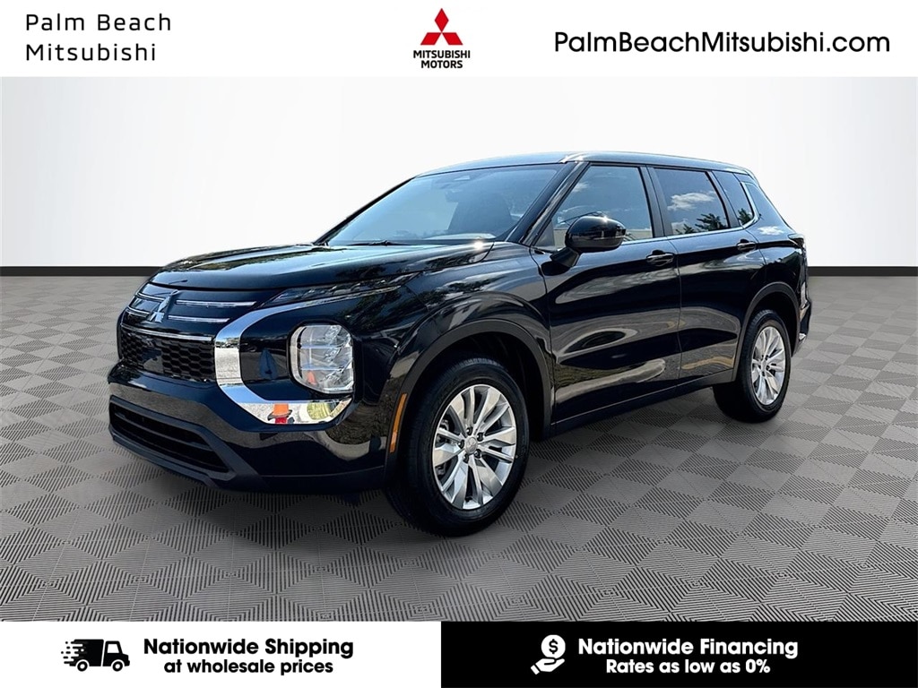 2025 Mitsubishi Outlander ES's photo