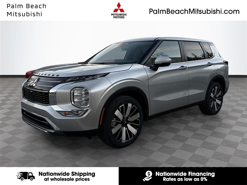 2025 Mitsubishi Outlander SE's photo