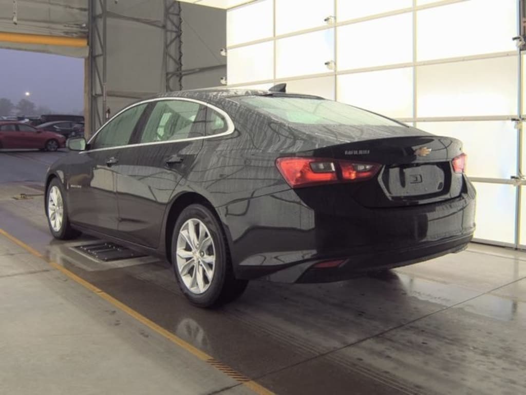 Used 2025 Chevrolet Malibu LT Sedan