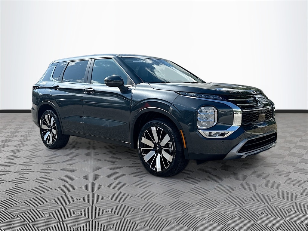 New 2025 Mitsubishi Outlander SE SUV