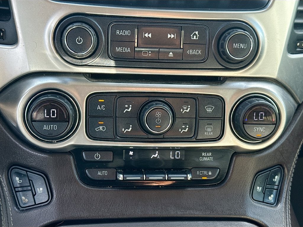 2020 Chevrolet Suburban Premier - Photo 17